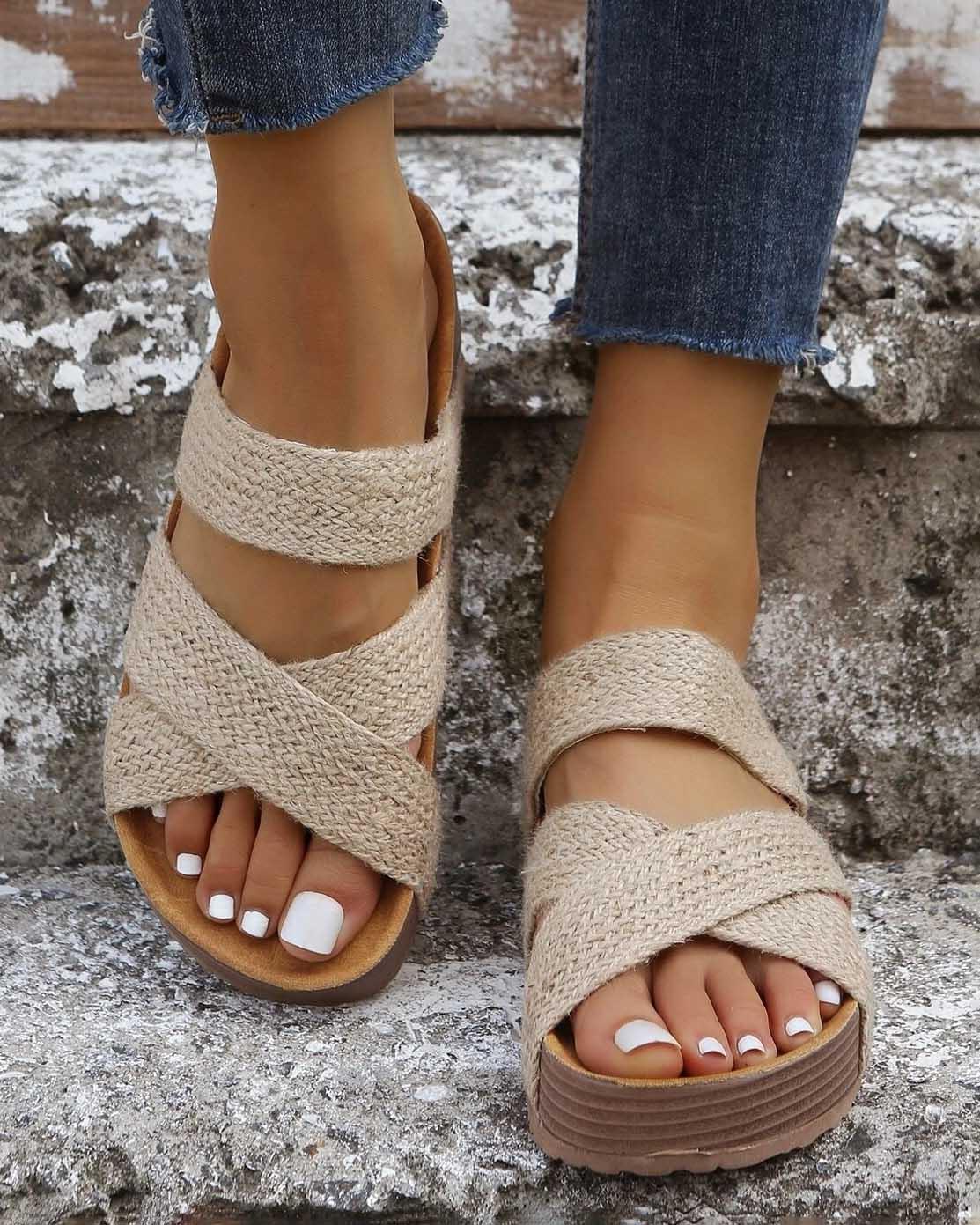 Melarey Thick Soled Woven Sandals – Melarey Boutique